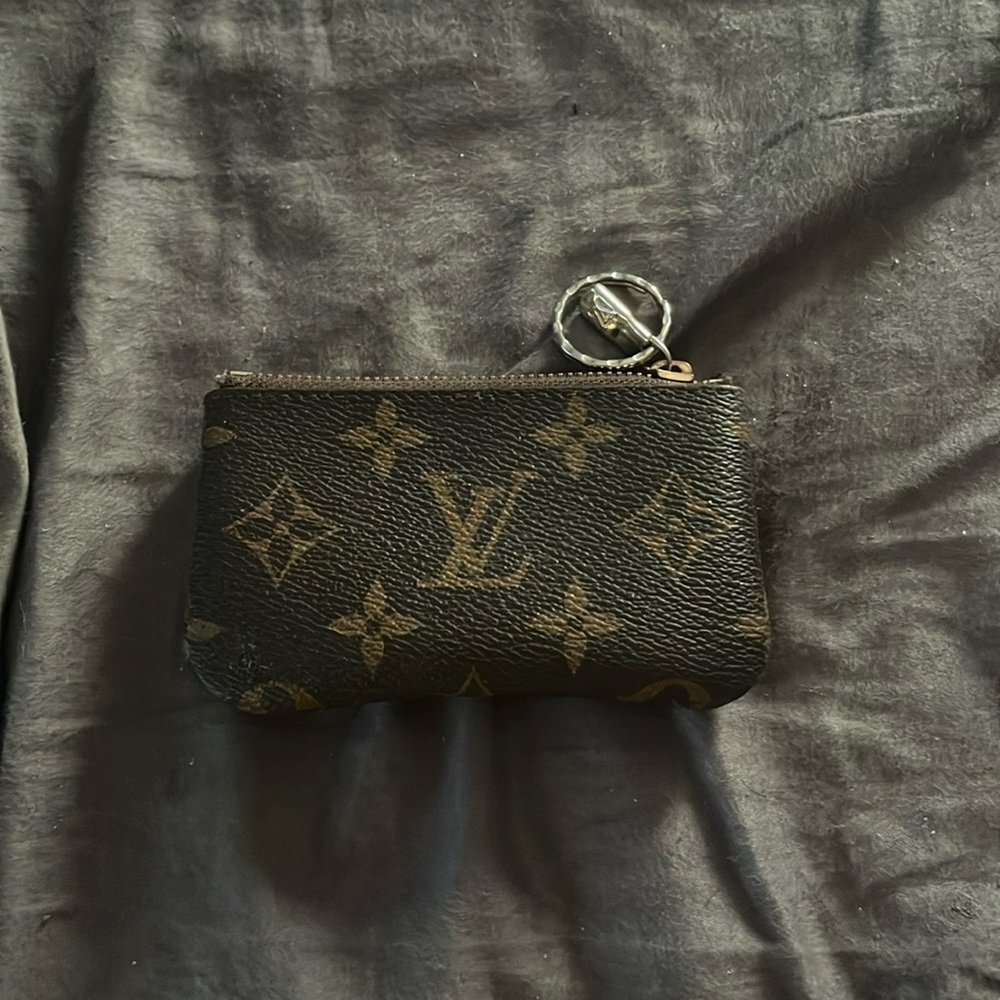 Louis Vuitton change purse